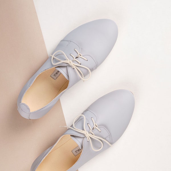 AMIRA French Grau Oxford Lederschuhe