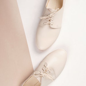 Ivory Leather Bridal Oxford Shoes: Boho Wedding Lace-Up Flats