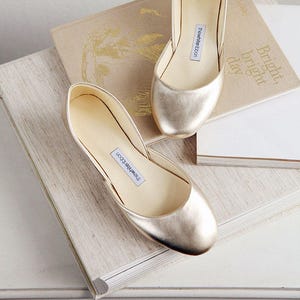 Gold Bridal Shoes, Ballet Flats, Low Heel Wedding Flats・Thea in Gold