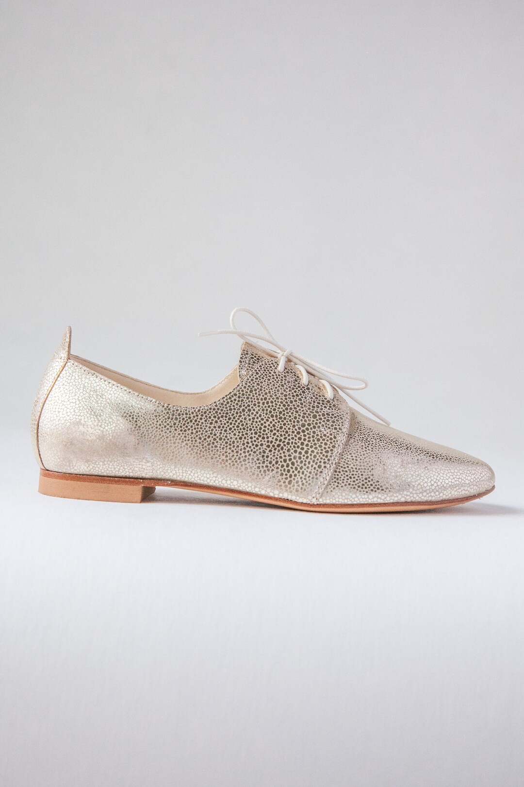 Gold Oxford Leather Shoes, Sparkly Flat Shoes, Derby Shoes amira Golden