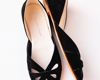 Sandales à bout ouvert noires, ballerines noires, chaussures peep toe en velours ・Ella en nubuck noir