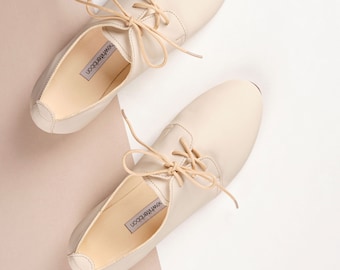 Ivory Oxford Shoes, Bridal Lace Up Shoes, Derby Shoes, Leather Loafers・Ava in Vanilla Ivory