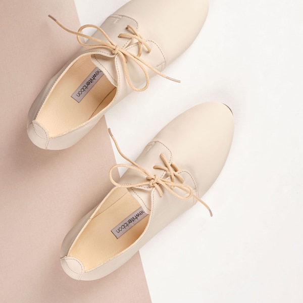 Ivory Oxford Shoes, Bridal Lace Up Shoes, Derby Shoes, Leather Loafers・Ava in Vanilla Ivory