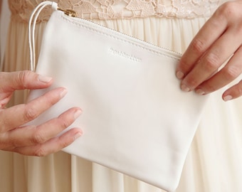 White Wedding Purse, Bridal Clutch, Small White Wallet, Pouch for Brides・Noa in White