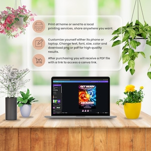 Puede incluir: Un port&aacute;til que muestra un dise&ntilde;o de invitaci&oacute;n a una fiesta con el texto "GET READY" y "JACKSON". La imagen est&aacute; sobre una mesa de madera con plantas y cestas colgantes en el fondo. El texto describe las opciones de personalizaci&oacute;n.