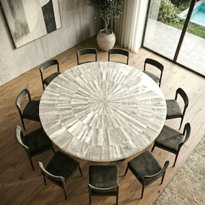 Ronde eettafel selenietsteen – handgemaakte marmeren inlegstijl, modern luxe interieur