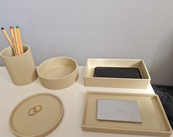 Conjunto organizador de mesa com nervuras para impressão 3D: porta-canetas, bandeja e caixa (arquivos STL)