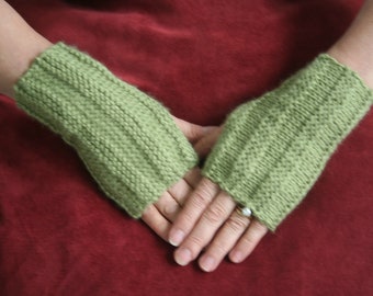 Knitted Ridges Fingerless Gloves PDF Pattern