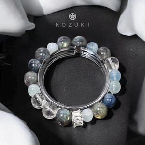 Moonshadow 月影の海 – Aquamarine Bracelet, Kyanite & Gray Moonstone Bracelet Handmade Healing Crystal Bracelet Natural Gemstone Bracelet