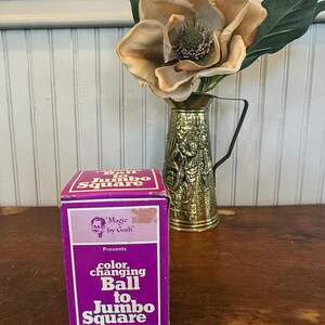 Magic by Gosh Color Changing Ball to Jumbo Square Vintage Magic Trick image 2