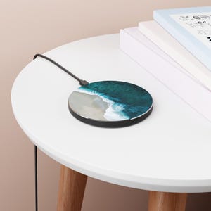 Beach Wave Wireless Charger: Coastal Ocean Desk Decor