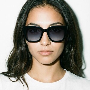 Gafas de sol cuadradas extragrandes negras / Montura de acetato polarizada UV400 / Gafas de sol para mujer / Solairo 2210 Lentes negras/gris degradado imagen 7