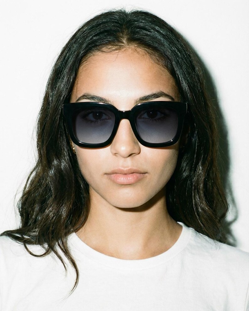 Gafas de sol cuadradas extragrandes negras / Montura de acetato polarizada UV400 / Gafas de sol para mujer / Solairo 2210 Lentes negras/gris degradado imagen 7