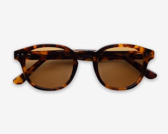 Brown Tortoiseshell Square Sunglasses | Polarized UV400 Acetate Frame | Unisex Sunglasses | Vintage Design | Solairo 644 Tortoiseshell/Brown