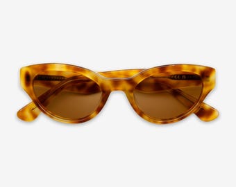 Yellow Tortoiseshell Cat Eye Sunglasses | Polarized UV400 Acetate Frame | Small Frame | Sunglasses for women | Solairo 222s Honey
