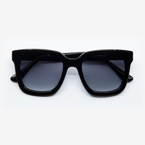 Gafas de sol cuadradas extragrandes negras / Montura de acetato polarizada UV400 / Gafas de sol para mujer / Solairo 2210 Lentes negras/gris degradado imagen 1