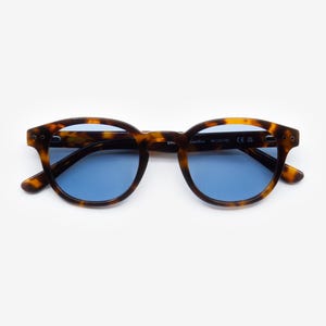 Tortoiseshell/Blue Square Sunglasses | Polarized UV400 Acetate Frame | Unisex Sunglasses | Vintage Design | Solairo 644 Tortoiseshell/Blue
