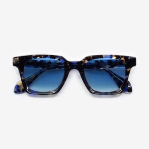 Blue Tortoiseshell Square Sunglasses | Polarized UV400 Acetate Frame | Unisex Sunglasses | Vintage Design | Solairo 888 Blue Tortoiseshell