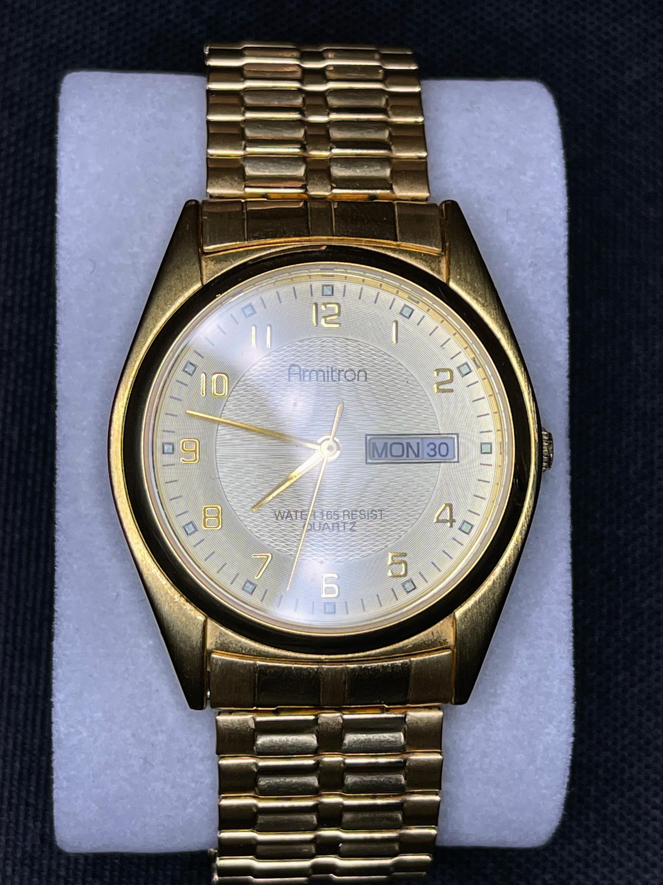 Vintage Armitron Quartz Classic Retro Gold Watch Vintage Vault main image 3