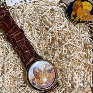 1994 Disney Theme Parks Lion King Limited Edition Watch NEW with Tags & Original Wooden Box + Lapel Pin