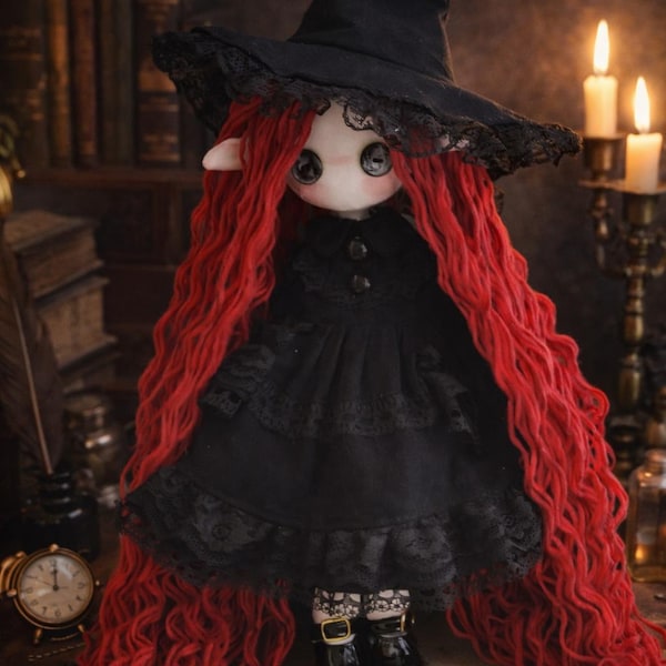 Gotische heksenpop 30 cm, handgemaakte kunstpop, griezelig schattig verzamelobject, rood garen haar zwarte kanten jurk, uniek cadeau