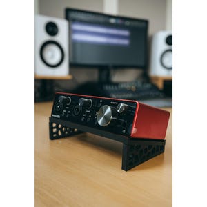 Focusrite Scarlett 2i2 3rd Gen Stand: Ergonomic Studio Audio Base, Cooling Option