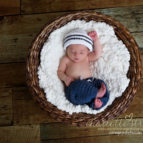 Sofia Beanie and Crochet Baby Shorts/pants Diaper Cover in - Etsy