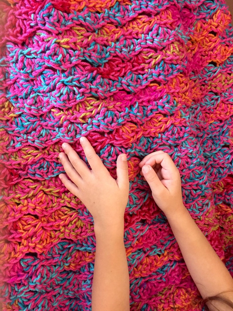 Mermaid Tail Blanket/ Mermaid Tail Afghan/ Mermaid Blanket/ Crochet Mermaid Tail Blanket/ Toddler to Adult Size MADE TO ORDER image 4