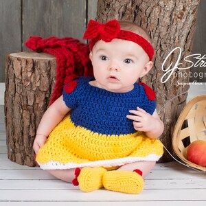 Princess Snow White Inspired Costume/Crochet Princess Snow White Dress/Snow White/Princess Photo Prop Newborn to 12 Months- MADE TO ORDER