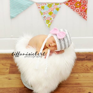 White, Pink Bow - Beanie - Kids