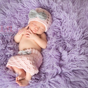 Twin Photography Prop Set in Pale Pink and Gray Crochet Baby Pants/Skirt in 2 sizes MADE TO ORDER image 2