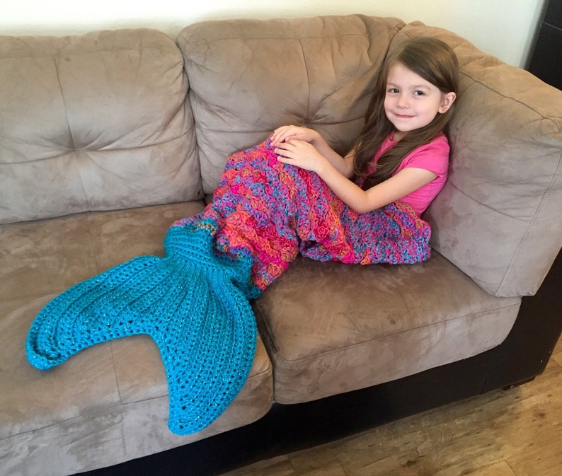 Mermaid Tail Blanket/ Mermaid Tail Afghan/ Mermaid Blanket/ Crochet Mermaid Tail Blanket/ Toddler to Adult Size MADE TO ORDER image 2