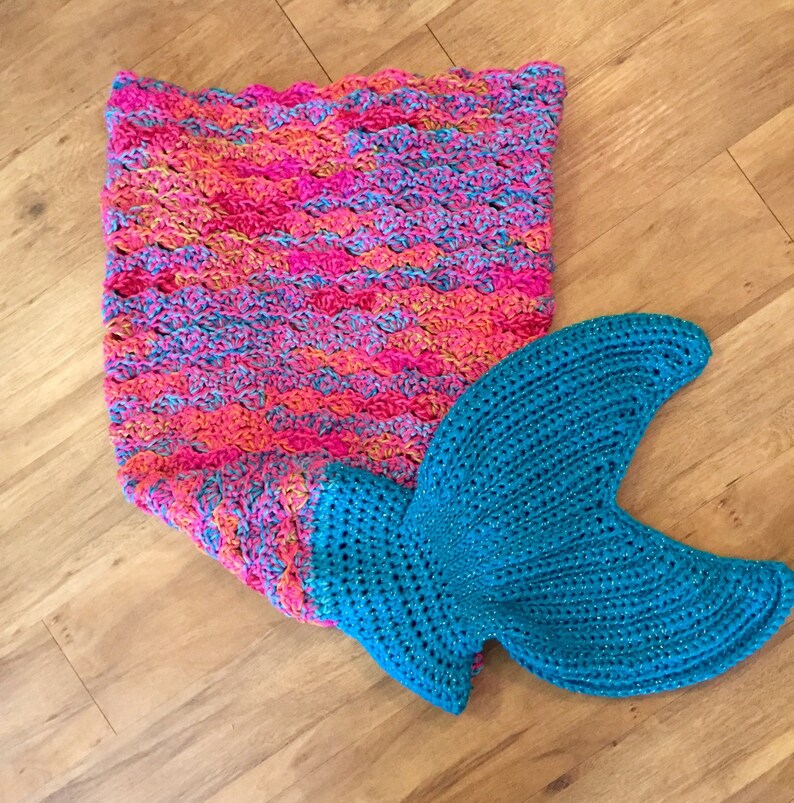 Mermaid Tail Blanket/ Mermaid Tail Afghan/ Mermaid Blanket/ Crochet Mermaid Tail Blanket/ Toddler to Adult Size MADE TO ORDER image 5