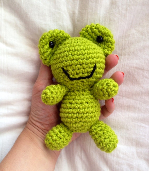 Mini Frog Plush Toy/ Photography Prop/ Stuffed Toy / Soft Toy/amigurumi Toy  MADE TO ORDER 