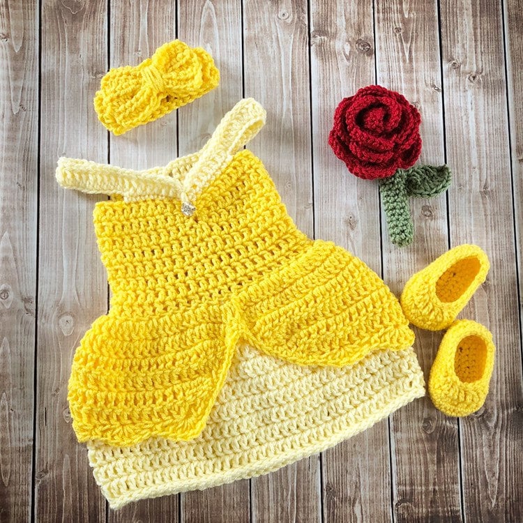 Disfraz de princesa Bella inspirado en La Bella y la Bestia