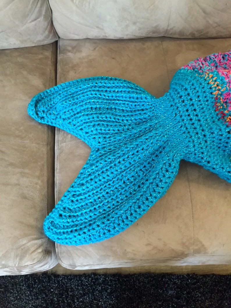 Mermaid Tail Blanket/ Mermaid Tail Afghan/ Mermaid Blanket/ Crochet Mermaid Tail Blanket/ Toddler to Adult Size MADE TO ORDER image 3