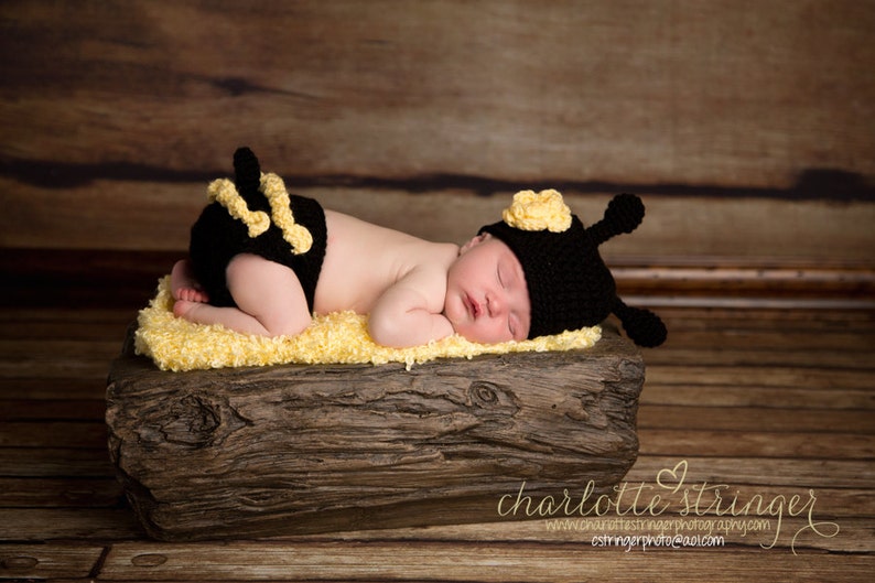 Little Miss Bumble Bee Beanie and Matching Diaper Cover in Black and Yellow Available in Newborn to 24 Months Size MADE TO ORDER image 1