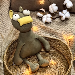 Custom Handmade Ugly-Cute Frog Plush Eco-Friendly Olive Green Stuffed Toy Personalized Name Quirky Nursery Decor