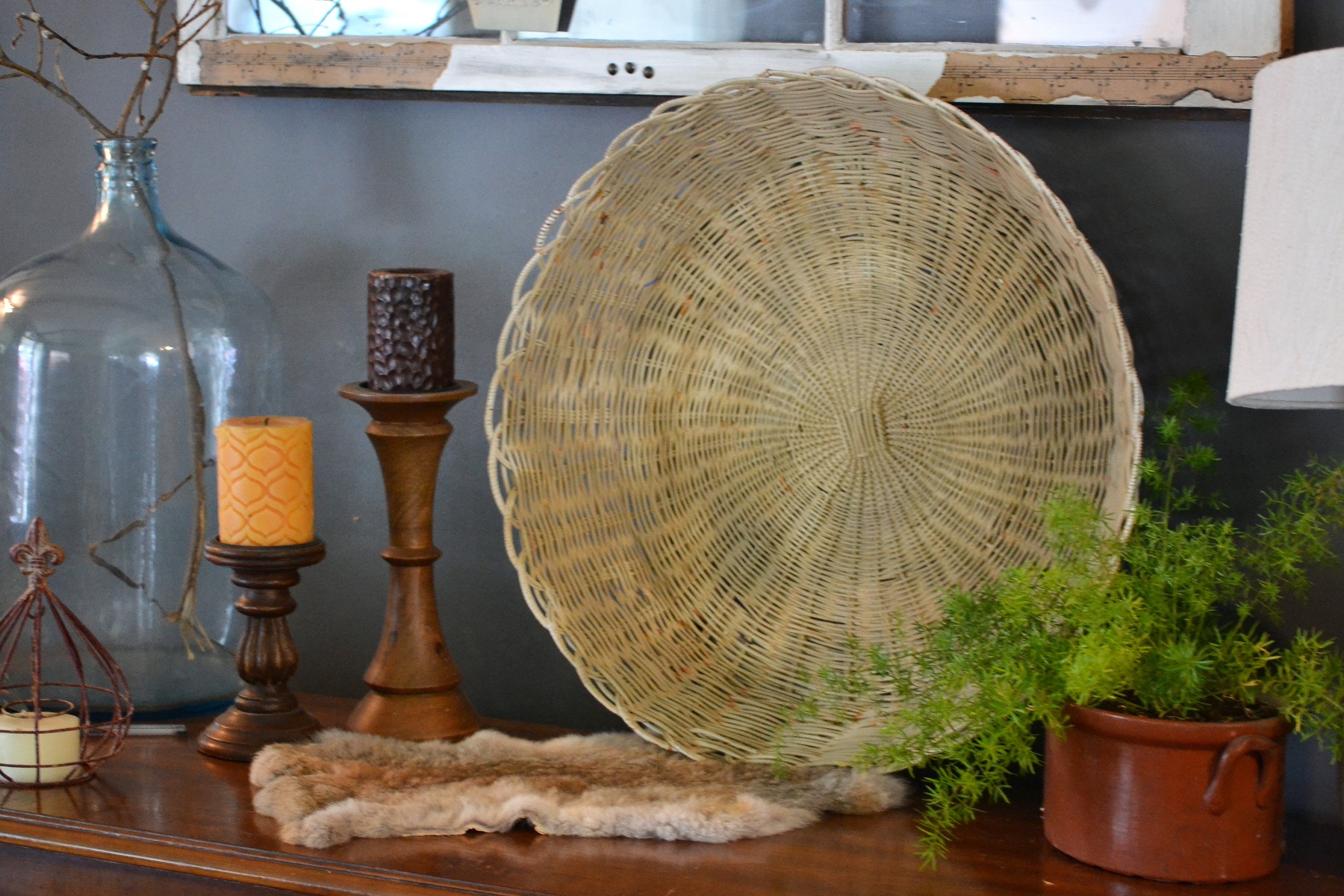 Large Round Wicker Basket Scalloped Edge Wall Chippy