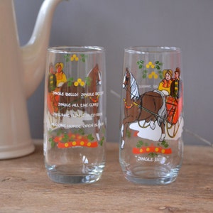 1984 Pepsi Christmas Sleigh Bells Collectible Glass Cups / Vintage fountain soda jingle bell horse glasswarw 80s retro bar