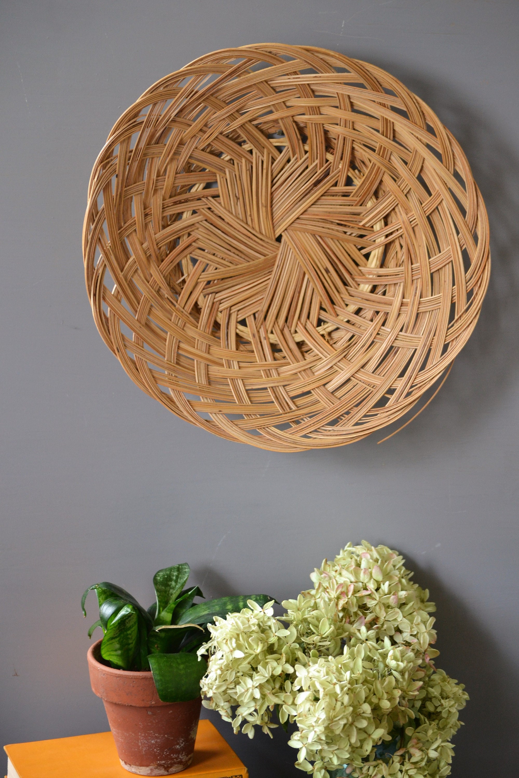 Decorative Wicker Plate / boho wall decor / rattan bowl