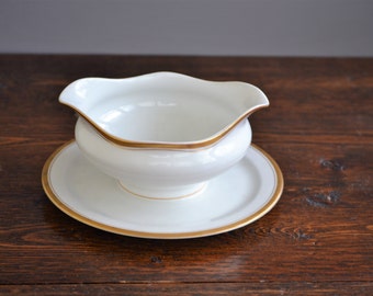 Old Colony by Syracuse China round Gravy Boat with attached Underplate Gold Trim porcelain Serving minimalist opco