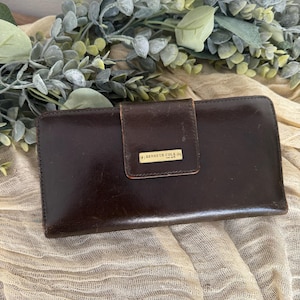 90er Jahre Kenneth Cole New York Leather Scheckbuch Damen Geldbörse Accessoire Retro braun oliv grün Clutch
