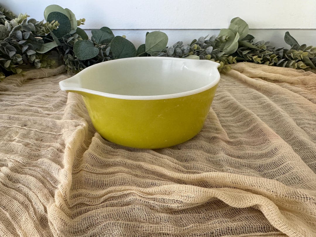 Pyrex Green Verde Round 1 1/2 Pt Casserole Bowl 472 Collectible Oven to ...