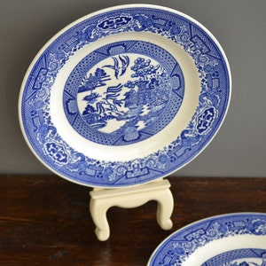 Two Willow Ware by Royal China 9 1/4&quot; Dinner Plates / Vintage Blue Serving transferware blue willow dinnerware decoration farmhouse