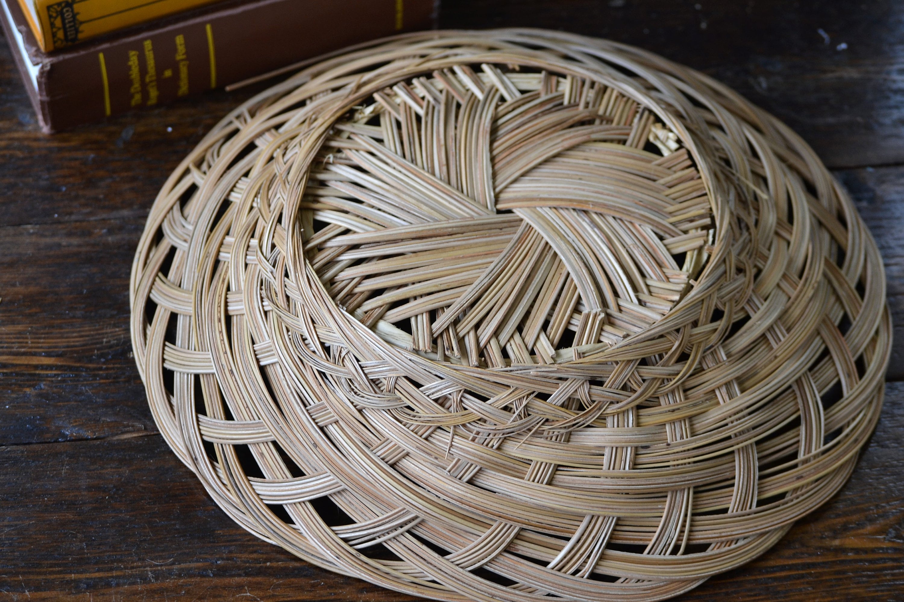 Decorative Wicker Plate / boho wall decor / rattan bowl