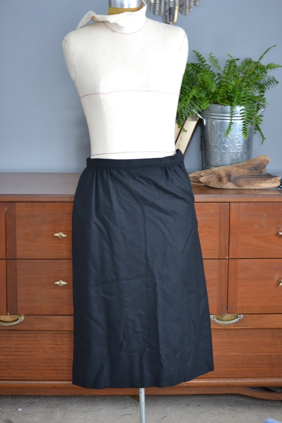 Petite Pendelton 10 Women's Black Wool Skirt | Of… - image 1