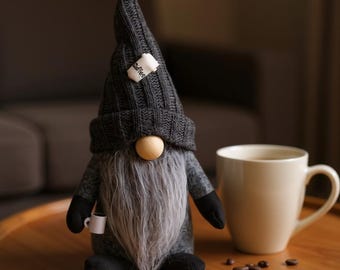 Juego de gnomos con temática de café, gnomos de cafetería, decoración escandinava Tomte Nisse, gnomo amante del café, gnomo de peluche para café, decoración nórdica para el hogar.