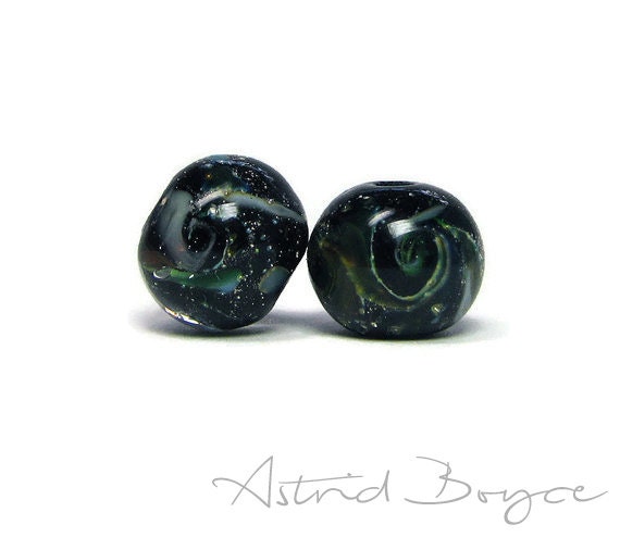Galaxy Rounds Bead Pair Space Beads Artisan Lampwork Glass - Beads with a Tiny Universe Inside for your Jewelry Creations and Crafting -SRA