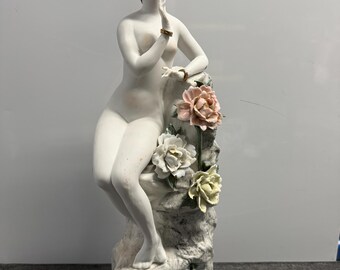 Vintage Japanese Asian Geisha Hand Painted Porcelain flowers Statue Figurine